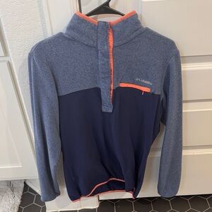 Columbia pull over Sweater